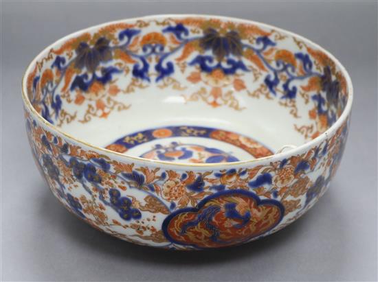 An Imari bowl, signed diameter 25cm